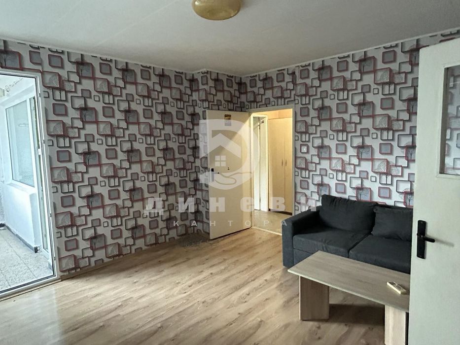 Продава се Двустаен апартамент в Стара Загора, Център - 52 кв.м за 1250 €/кв.м - Снимка #1