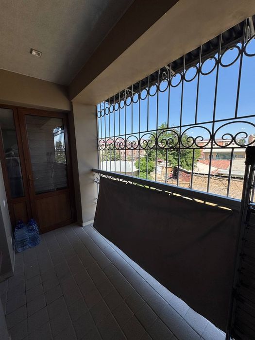 Продается 3 -х комн квартира. Своя просим маклеров не беспокоить