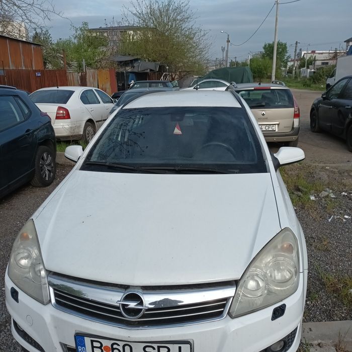 Vând Opel astra h  brek