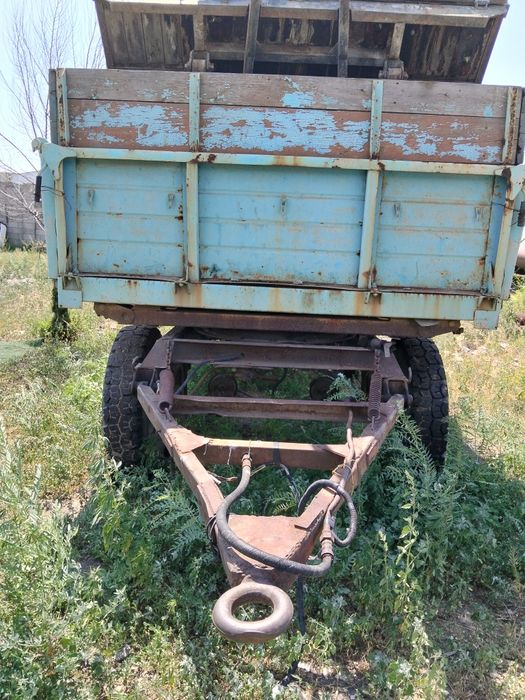 Продам прицеп зил
