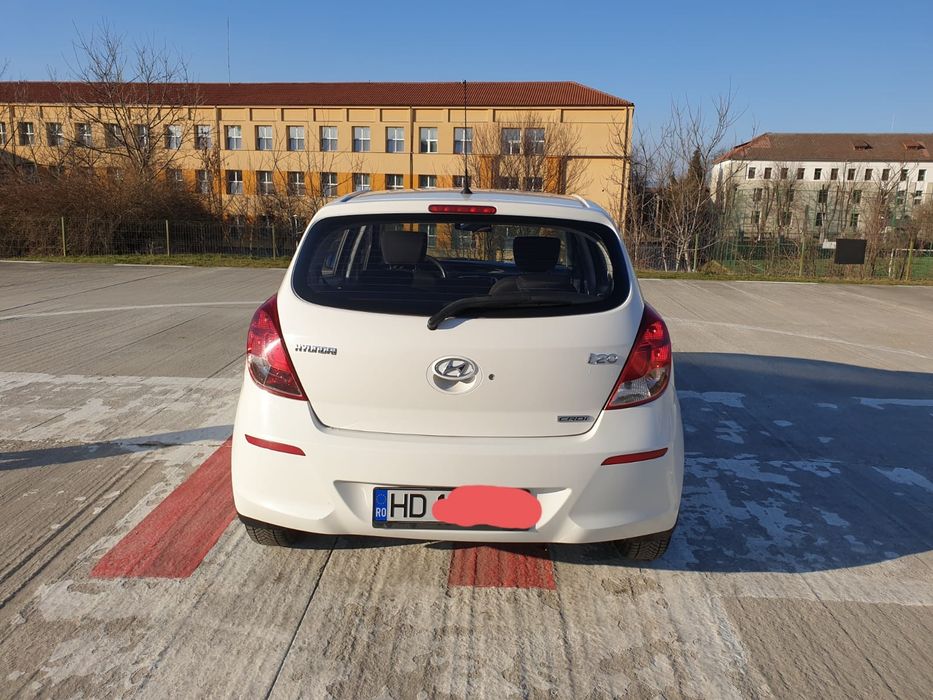 HYUNDAI i20 2013 — imagine 3