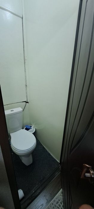 Uy sotiladi 1 xonali