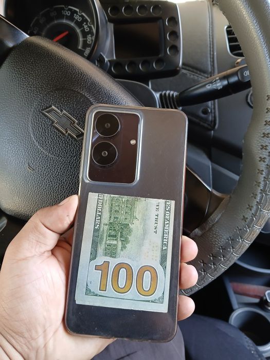 Realme Note 60 6/128 sotiladi