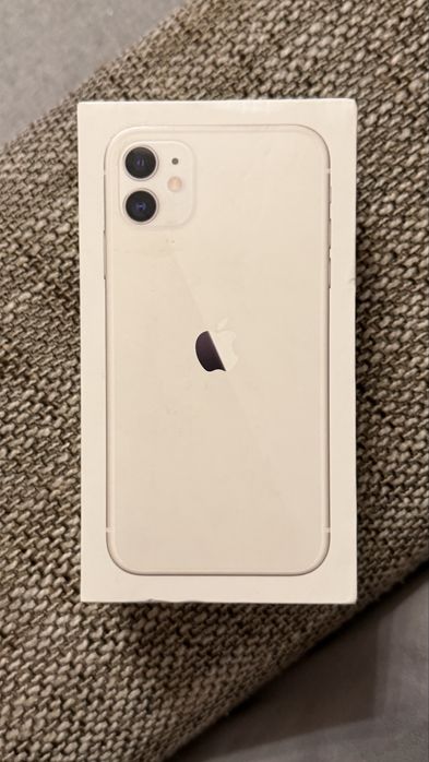Продам Iphone 11
