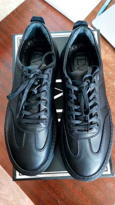 Мужские кроссовки