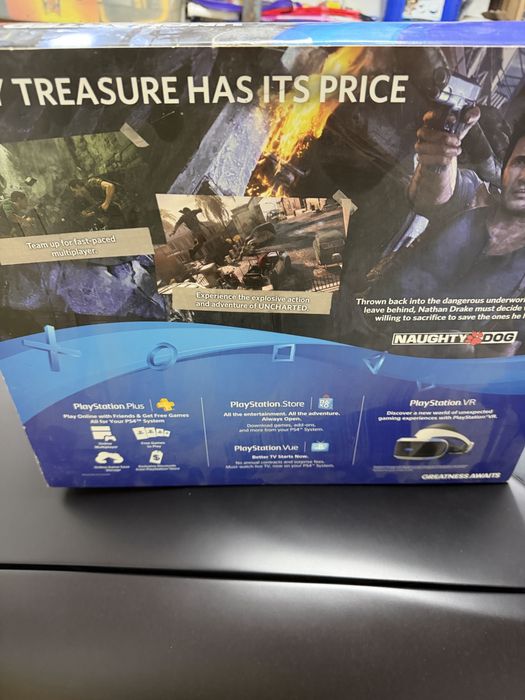 Playstation 4 +слушалки