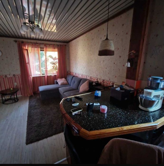 Продава къща гр Шумен, кв. Добруджански