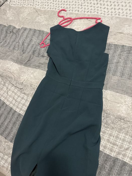 Елегантни рокли Dika