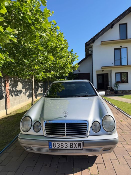 MERCEDES-BENZ E-Class 1997
