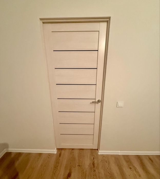 Двери новые 80 на 200