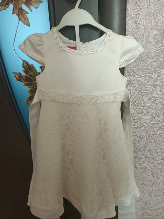 Нарядные платья для девочки