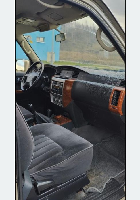 Nissan Patrol Y61
