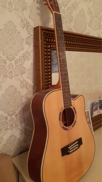 Продам Гитару Adagio