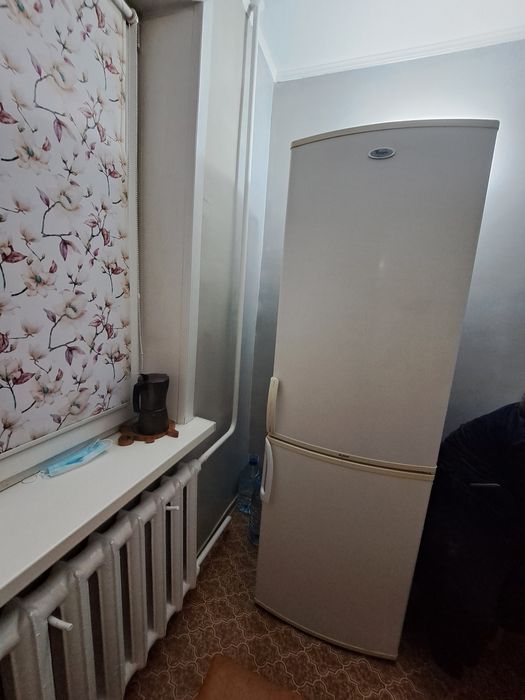 Продаю холодильник