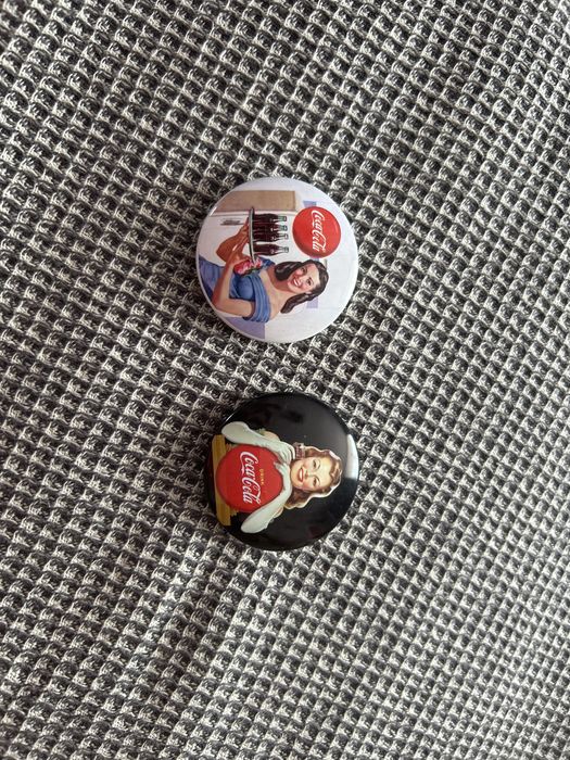 Broșe Coca-Cola de colecție