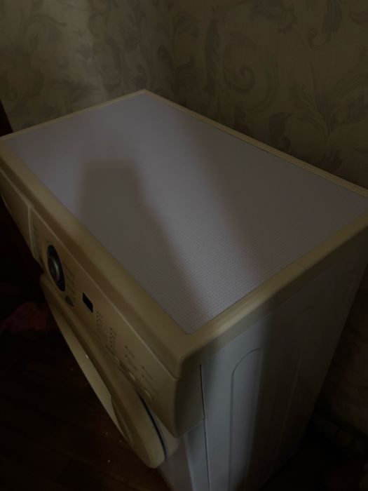 Стиральная машина LG 3.5 кг, в хорошем состоянии