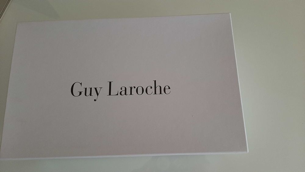 Италиянски Кецове Guy Laroche Нови !