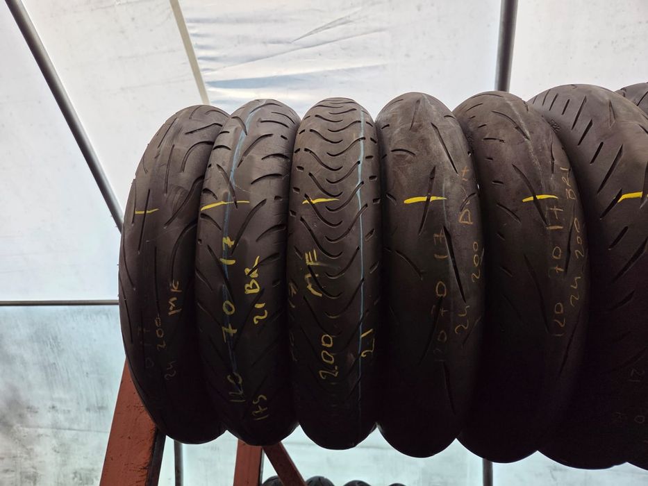 120 70 R17 Dunlop ,Metzeler
