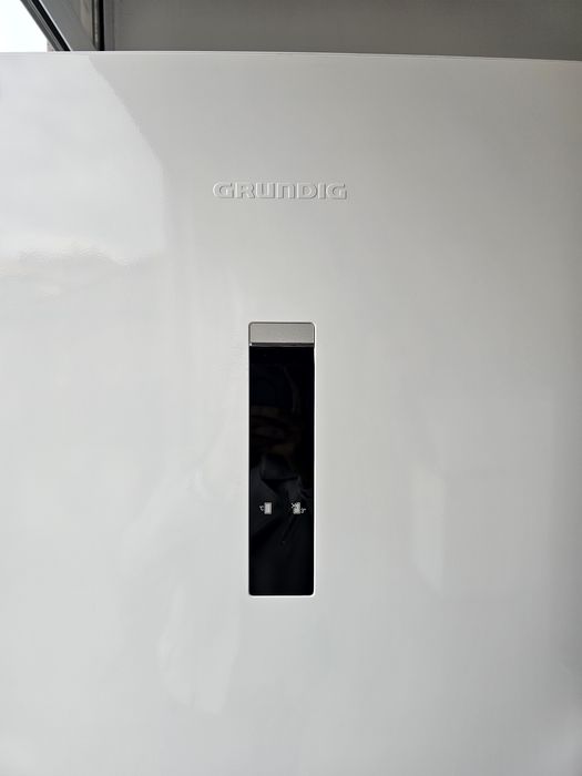 Хладилник Grundig