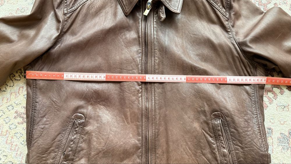Продам кожаную куртку Massimo Dutti размер XXL