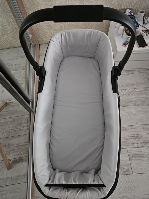 Carry cot Joie кошче за новородено