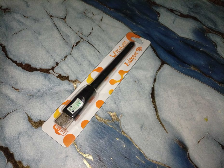 Адартер для компьютера универсальный работает чётка