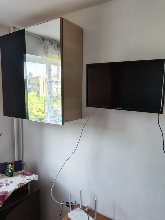 Vând camera 10 mp ² renovată zona Jumbo str Vlădiceni nr14