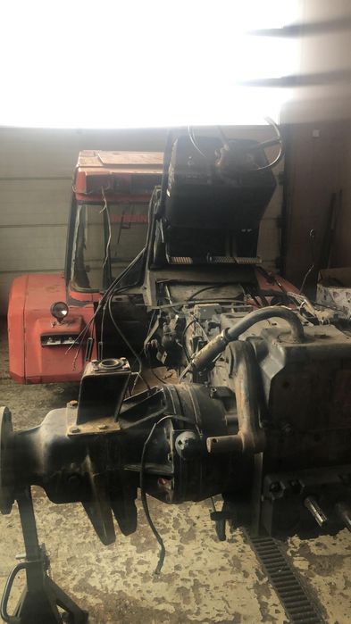 Dezmembrez tractor Case ih 1056xl