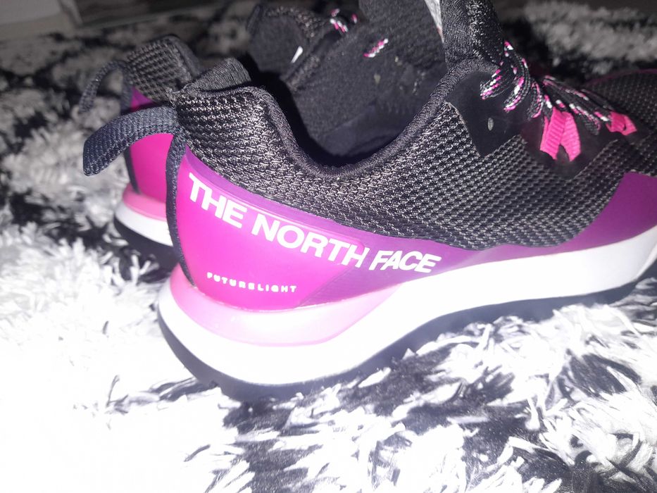 Маратонки the north face