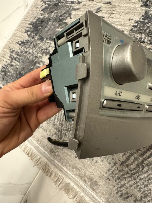 Климат контроль привозное.