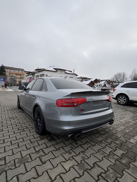 Vand audi A4 B8