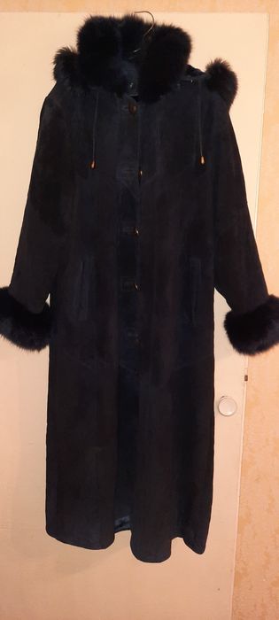 Продается абсолютно новое  пальто