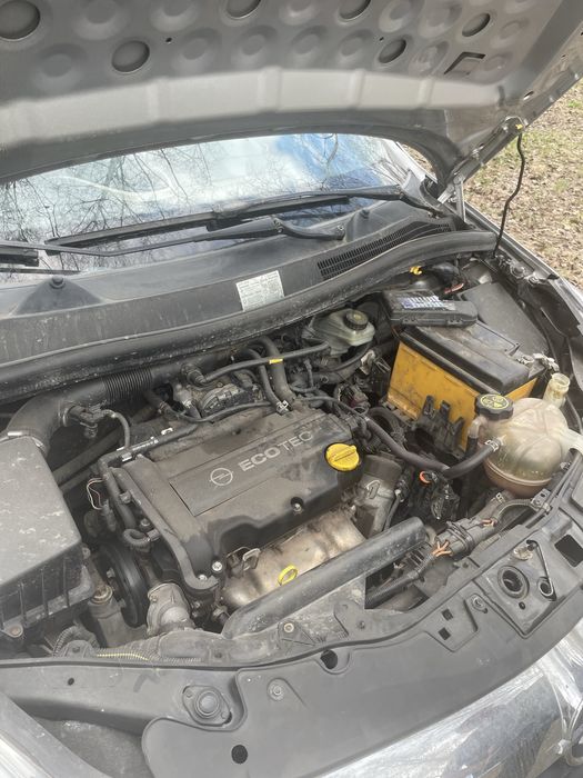 Opel corsa D продам опель