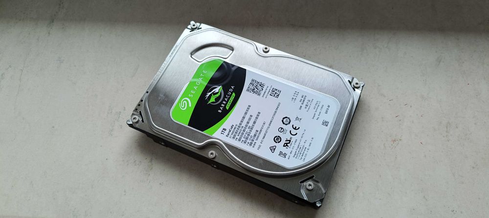 Hard Disk 1T Seagate