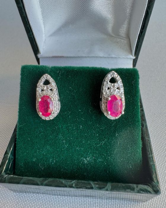 Cercei din aur, rubine si diamante