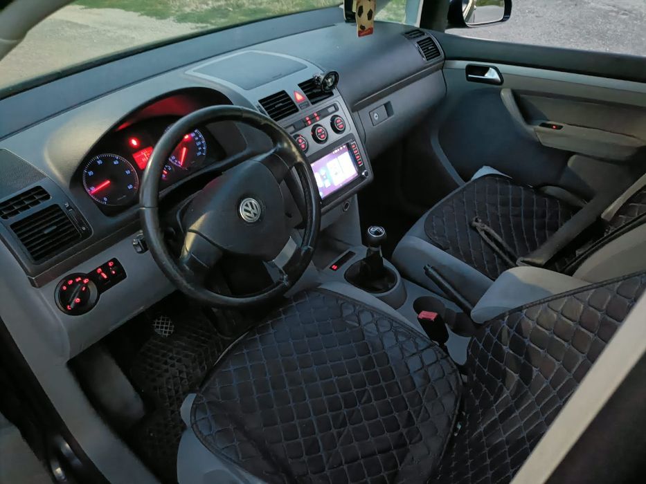 VOLKSWAGEN Touran 2008 — imagine 5