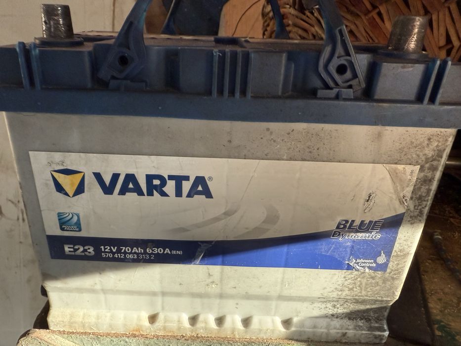 Baterie varta 70 ah la 300 lei