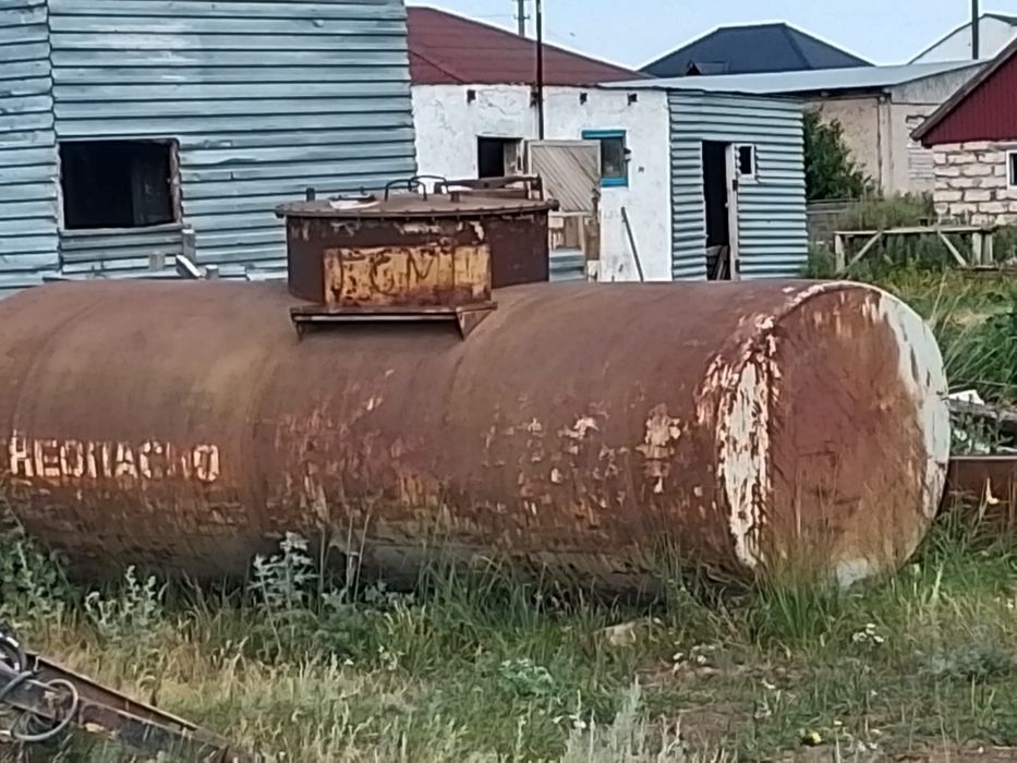 продается ёмкость 7 кубов