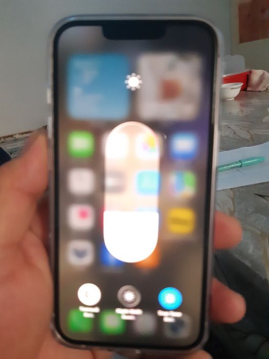 Айфон 13 ўзи карабка бор