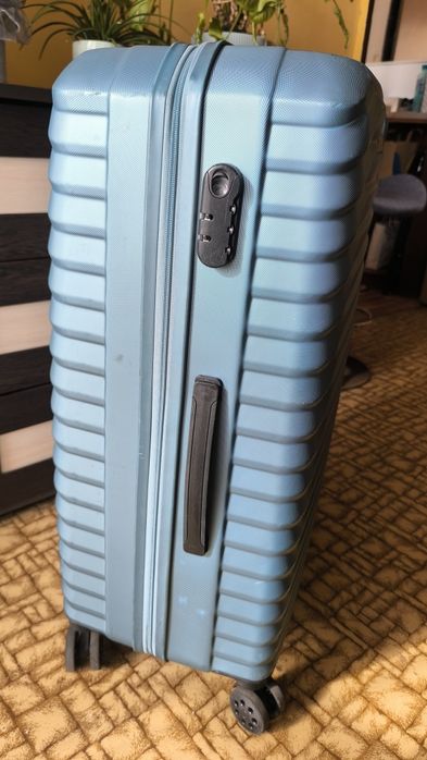 Голям син  куфар поликарбонат