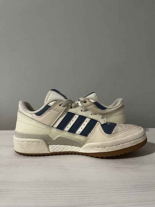 Обувки ADIDAS forum low