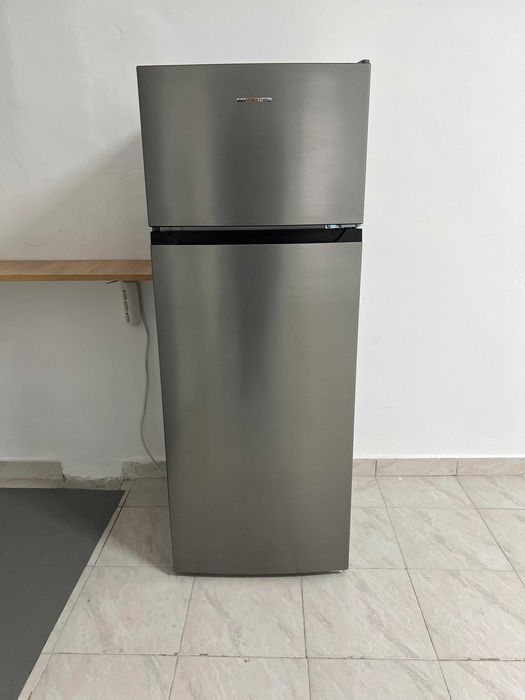 Frigider Heinner HF-H2206XE++, 206 litri, Clasa E, H 143cm CA NOU