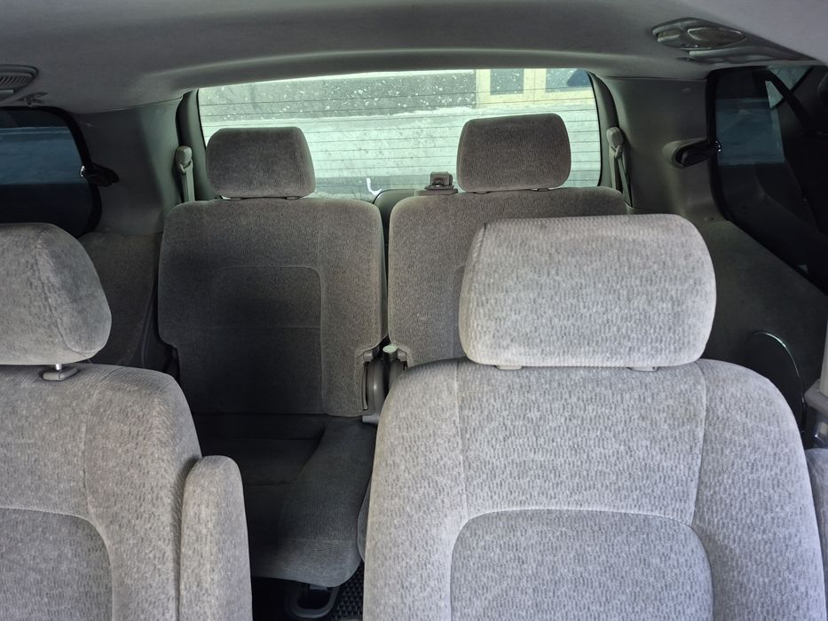 Продам авто! Kia carnival 2005.