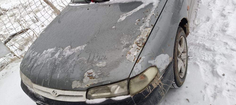 Мазда гронс 1992