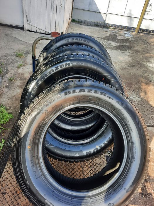 Зимние шины шипованый