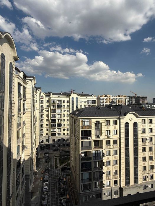 Мухташам ЖК — 3-комнатная возле метро Минор, 101м2