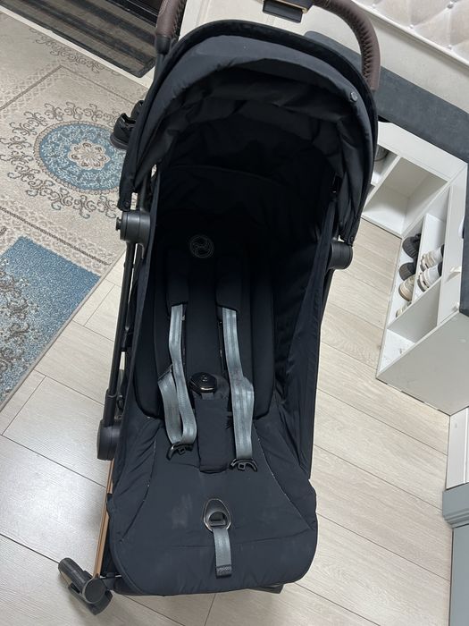 Прогулочная коляска Cybex coya