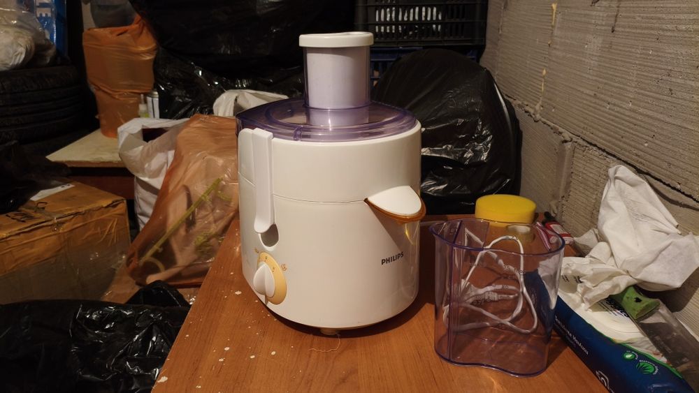 Соковыжималка Philips HR1851
