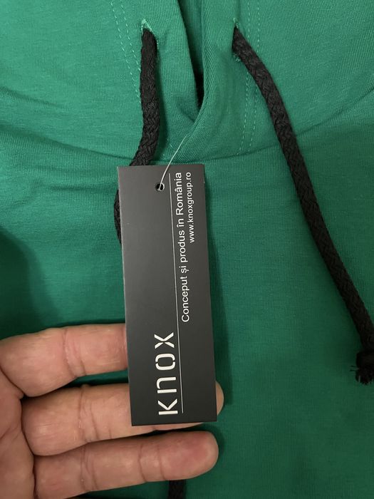 Hanorac verde knox marimea L. NOU