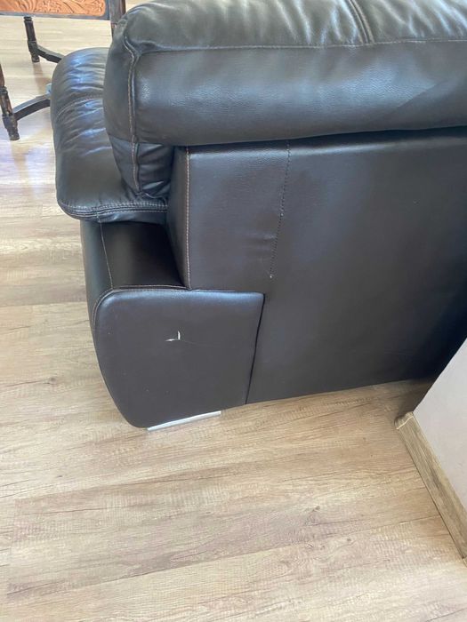 Комплект кожени дивани двойка и тройка